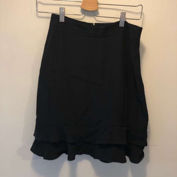 Black Ann Taylor size 2 skirt - Picture 1 of 6